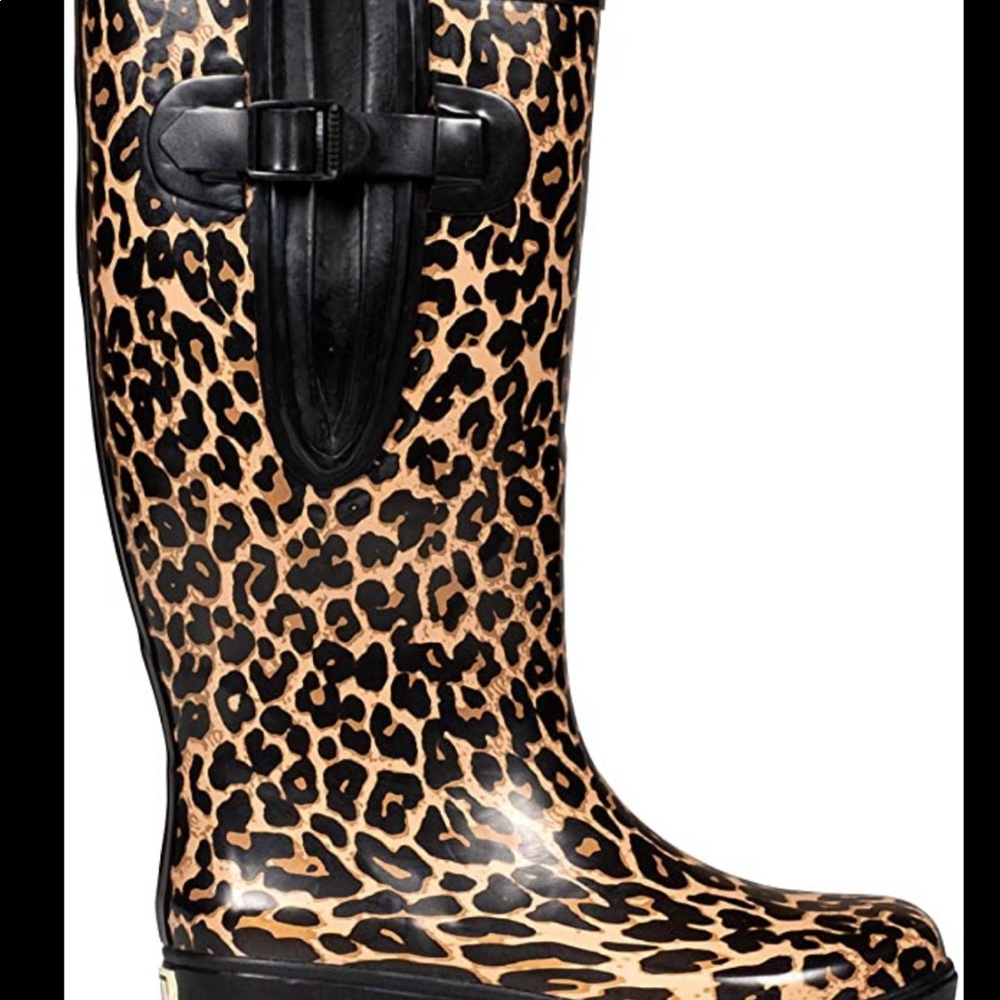 Cheetah rain boots extra touch+